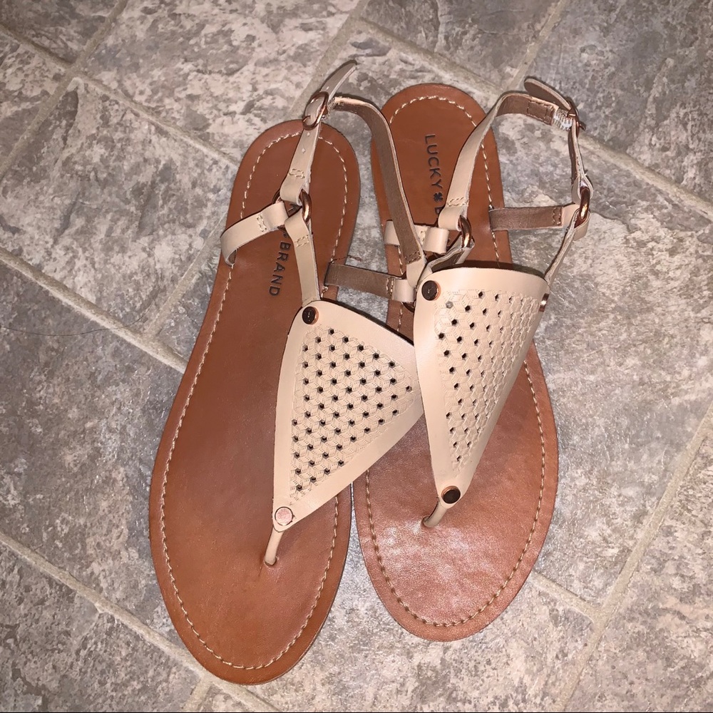 Women’s sandals